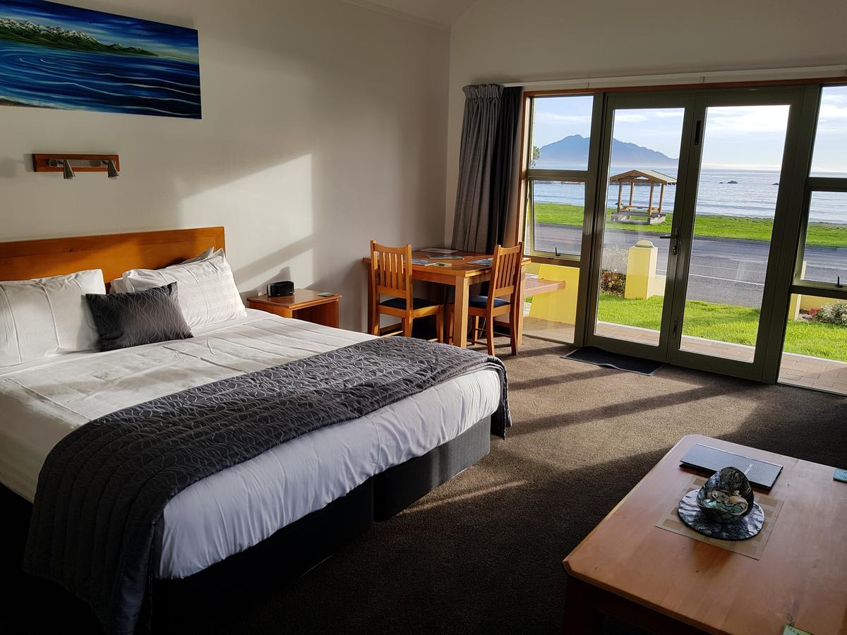 The Anchor Inn Beachfront Motel Кайкоура Екстер'єр фото